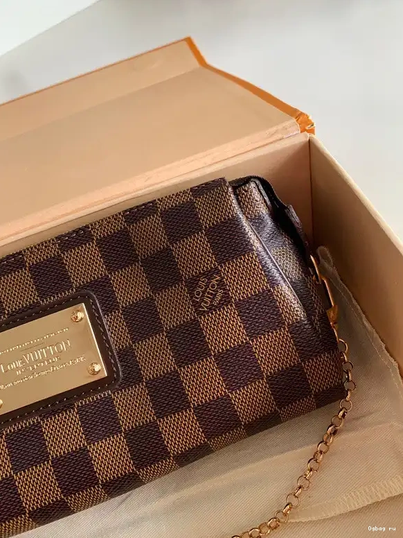 VUITTON EVA LOUIS 0412